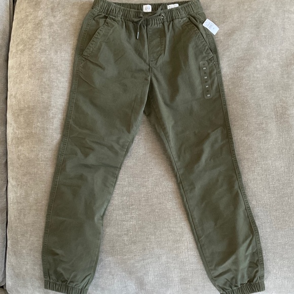GAP Men's (Unisex) Slim Olive Joggers - Picture 4 of 6